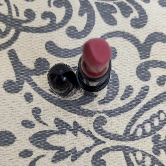 MAC Limited Edition Clouded Stars Lipstick 2020 Holiday Edition - Picture 2 of 3